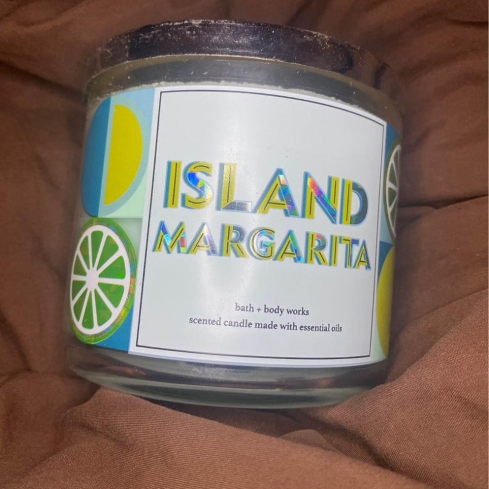 Bath and Body Work’s candle